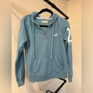 Hollister blue zip-up hoodie 🫐🕊️